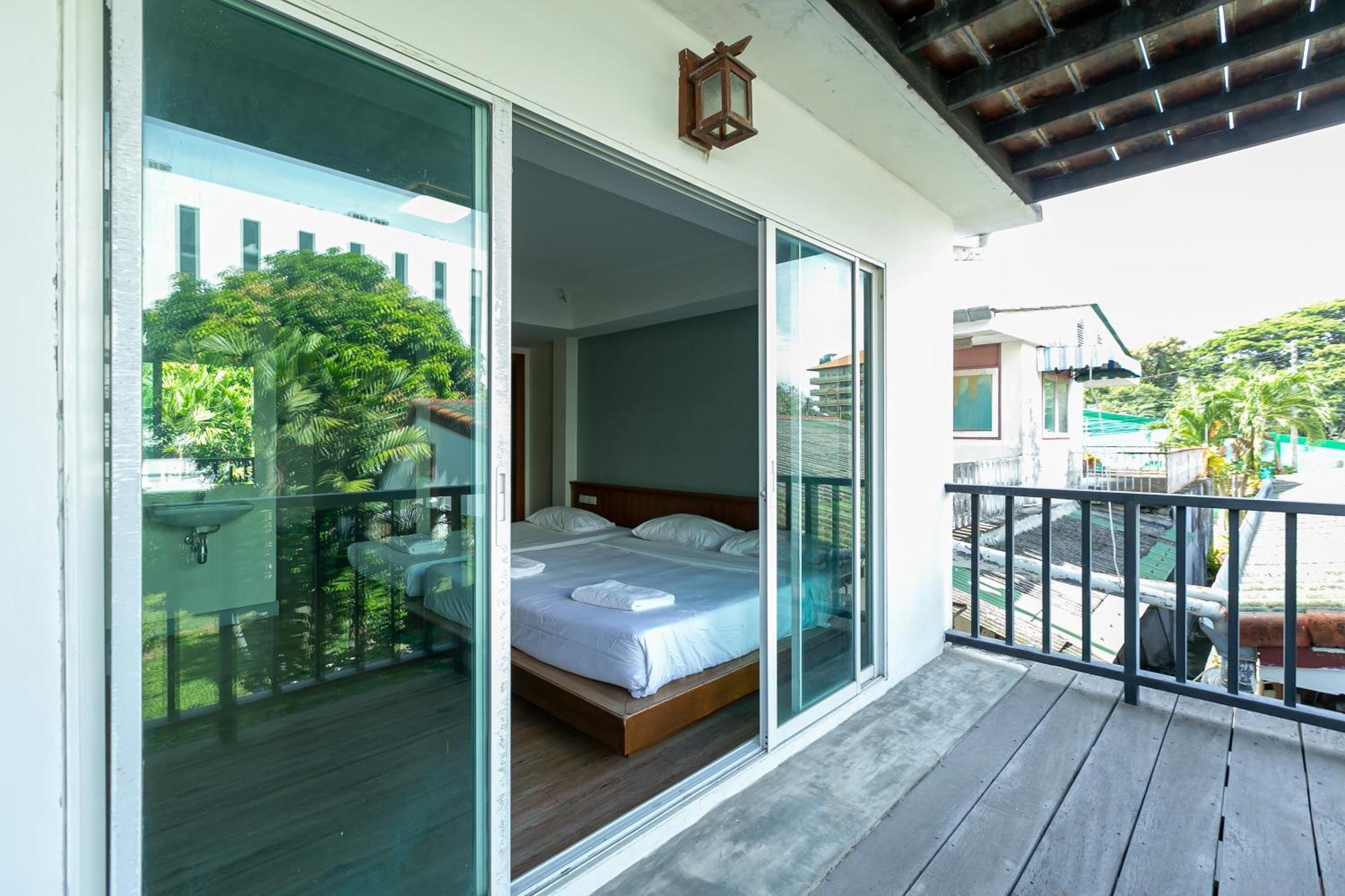 Wong Amat House Hotel Pattaya Bagian luar foto