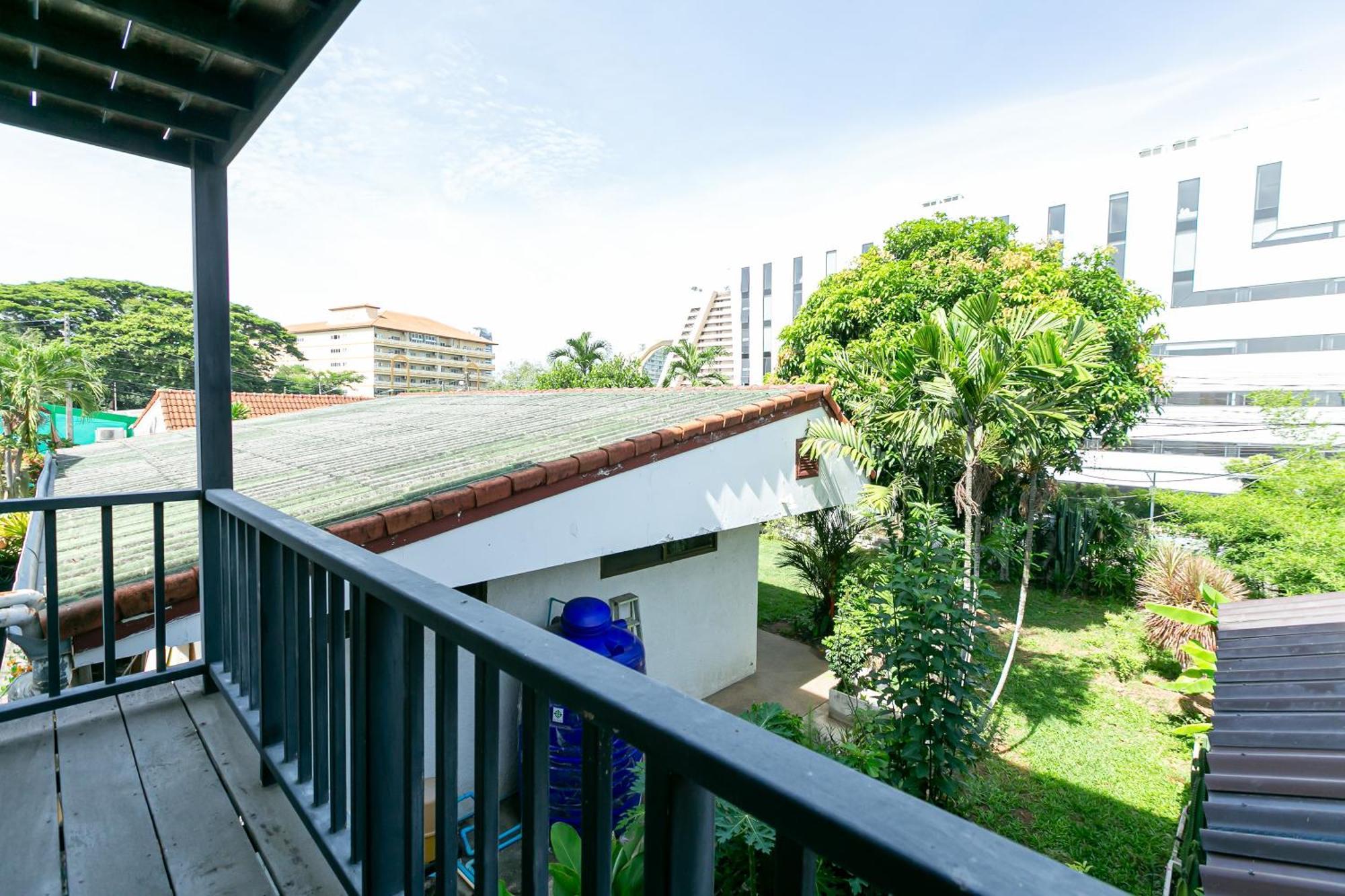 Wong Amat House Hotel Pattaya Bagian luar foto