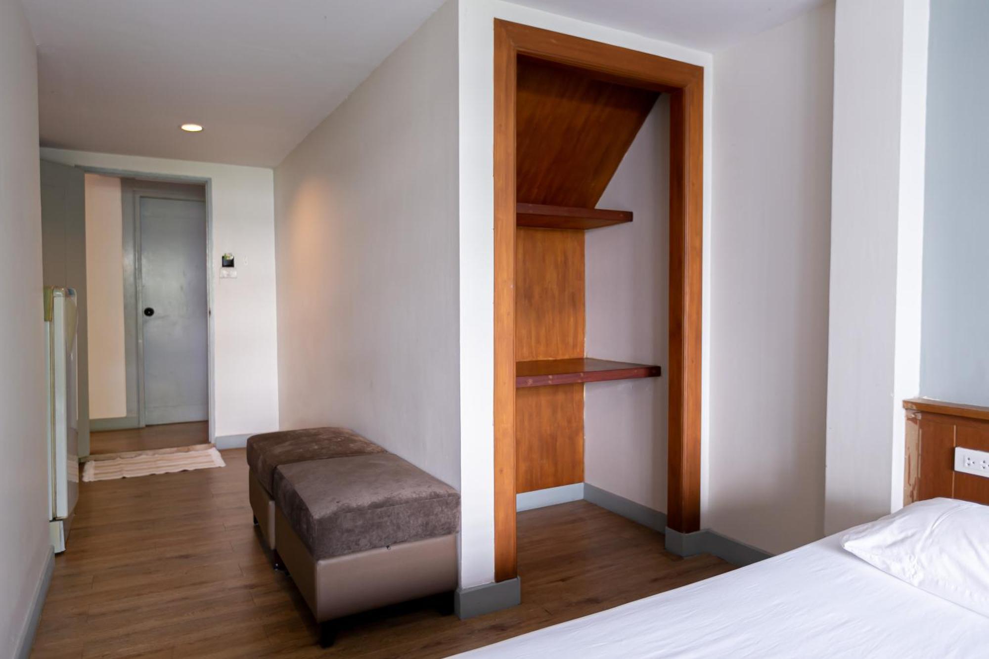 Wong Amat House Hotel Pattaya Bagian luar foto