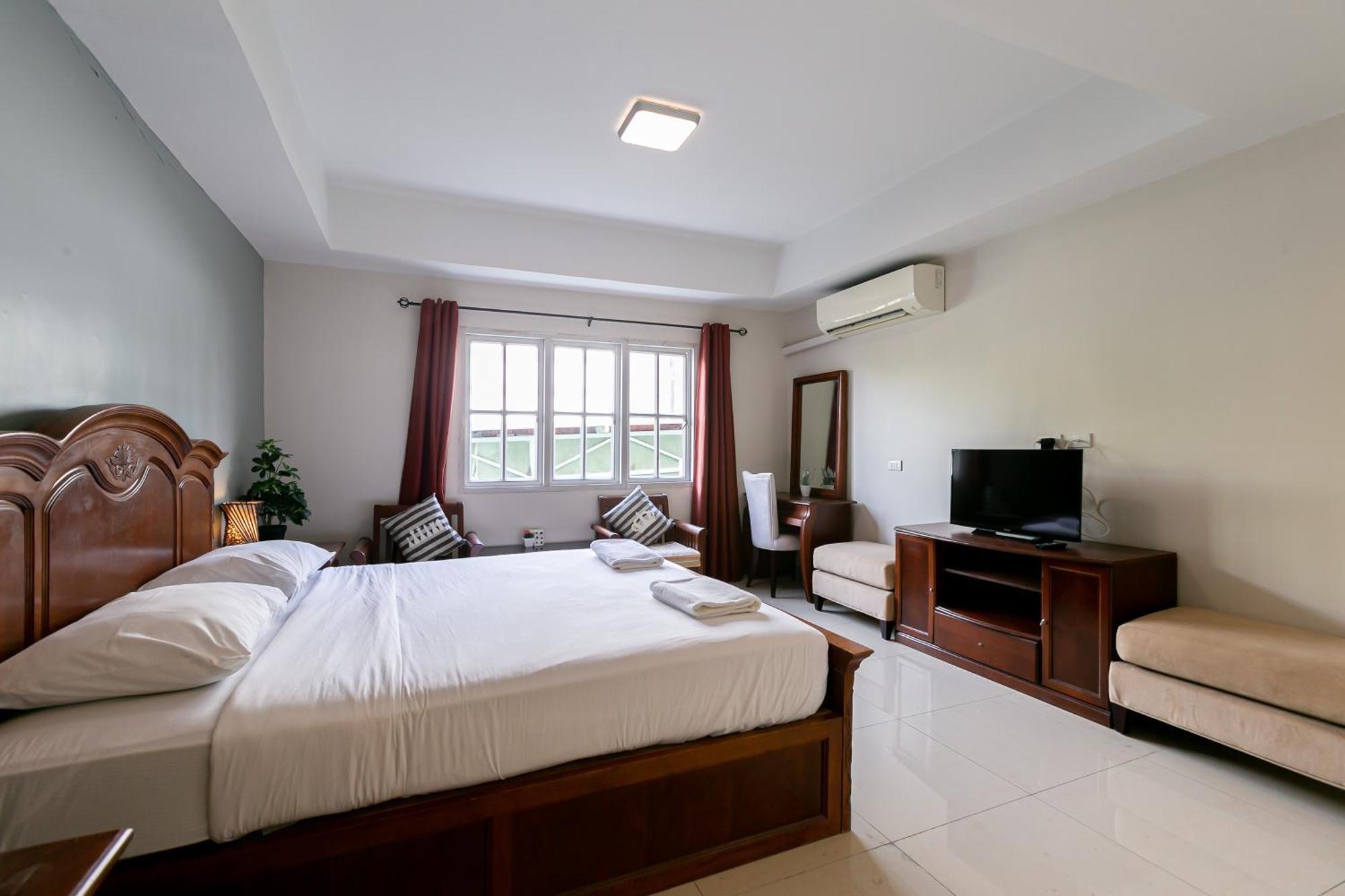 Wong Amat House Hotel Pattaya Bagian luar foto