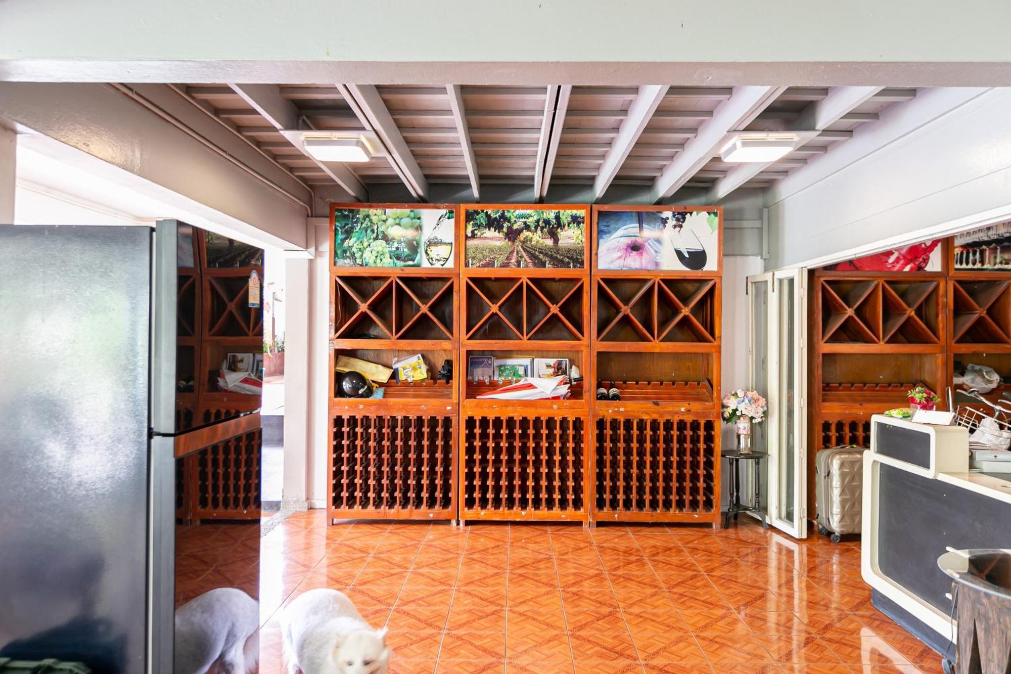 Wong Amat House Hotel Pattaya Bagian luar foto