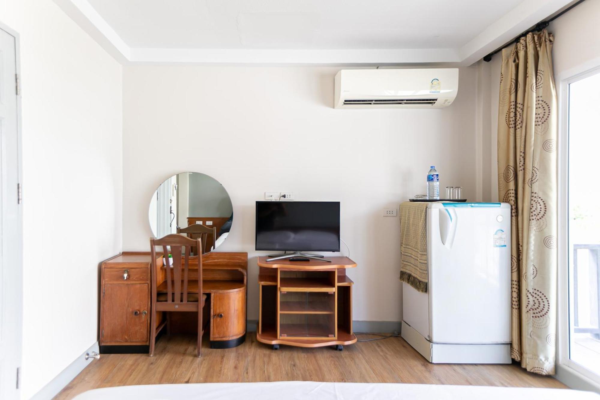 Wong Amat House Hotel Pattaya Bagian luar foto