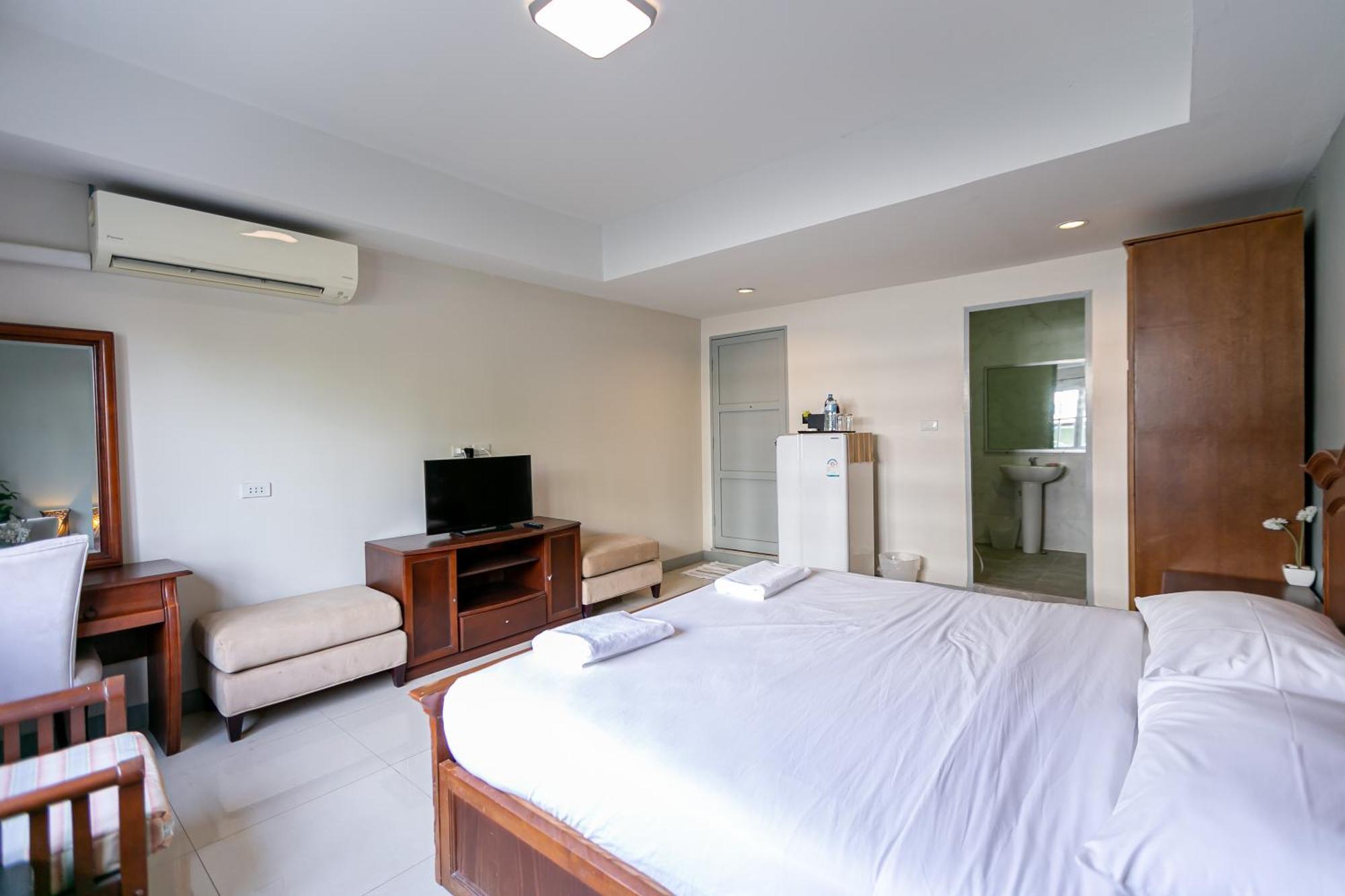 Wong Amat House Hotel Pattaya Bagian luar foto