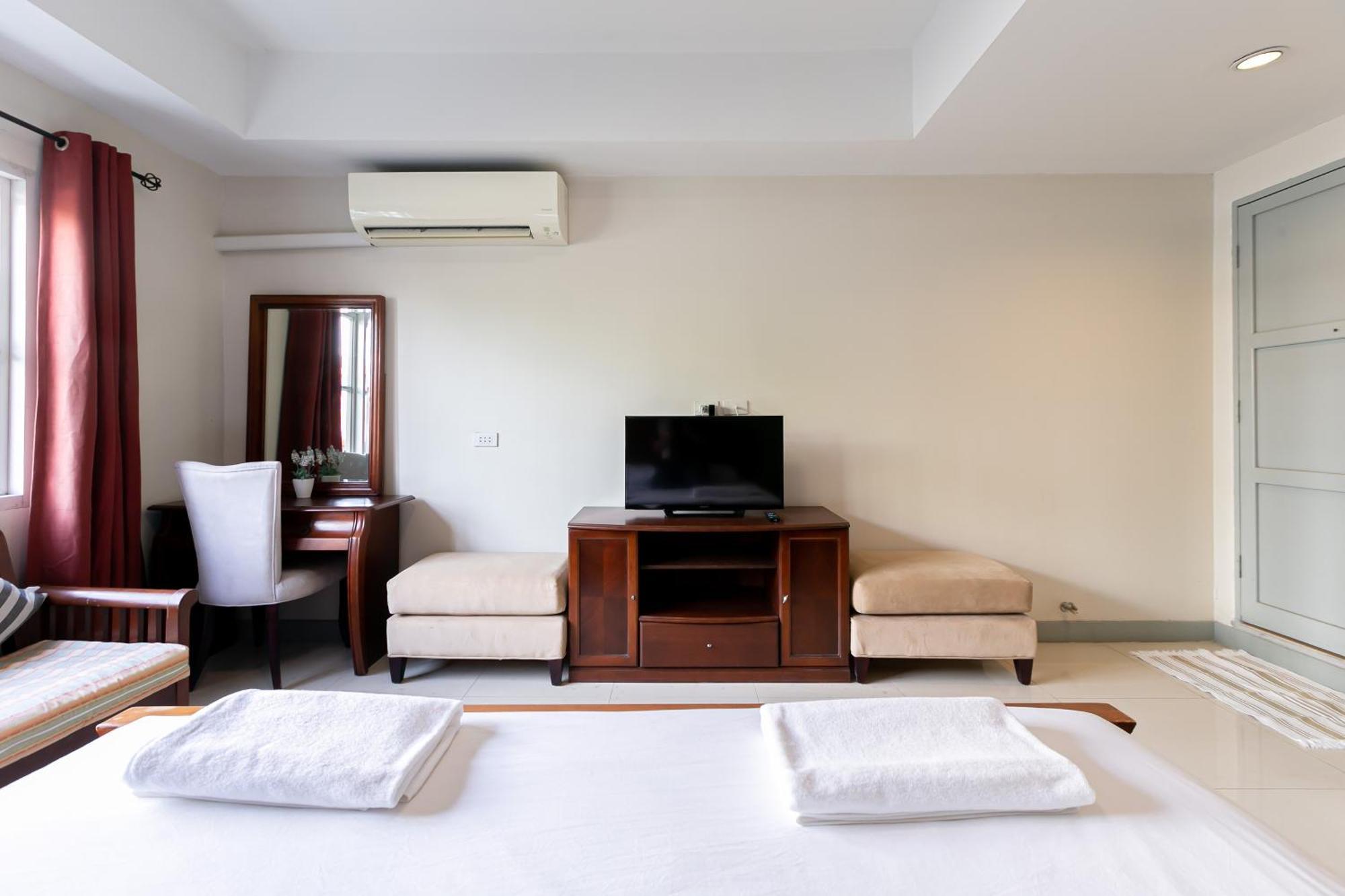 Wong Amat House Hotel Pattaya Bagian luar foto